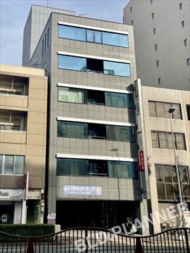 マエダ池下