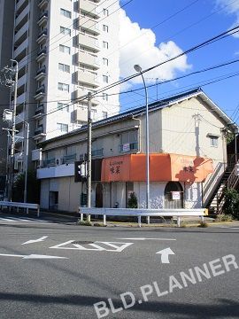 中出町店舗（住宅付）