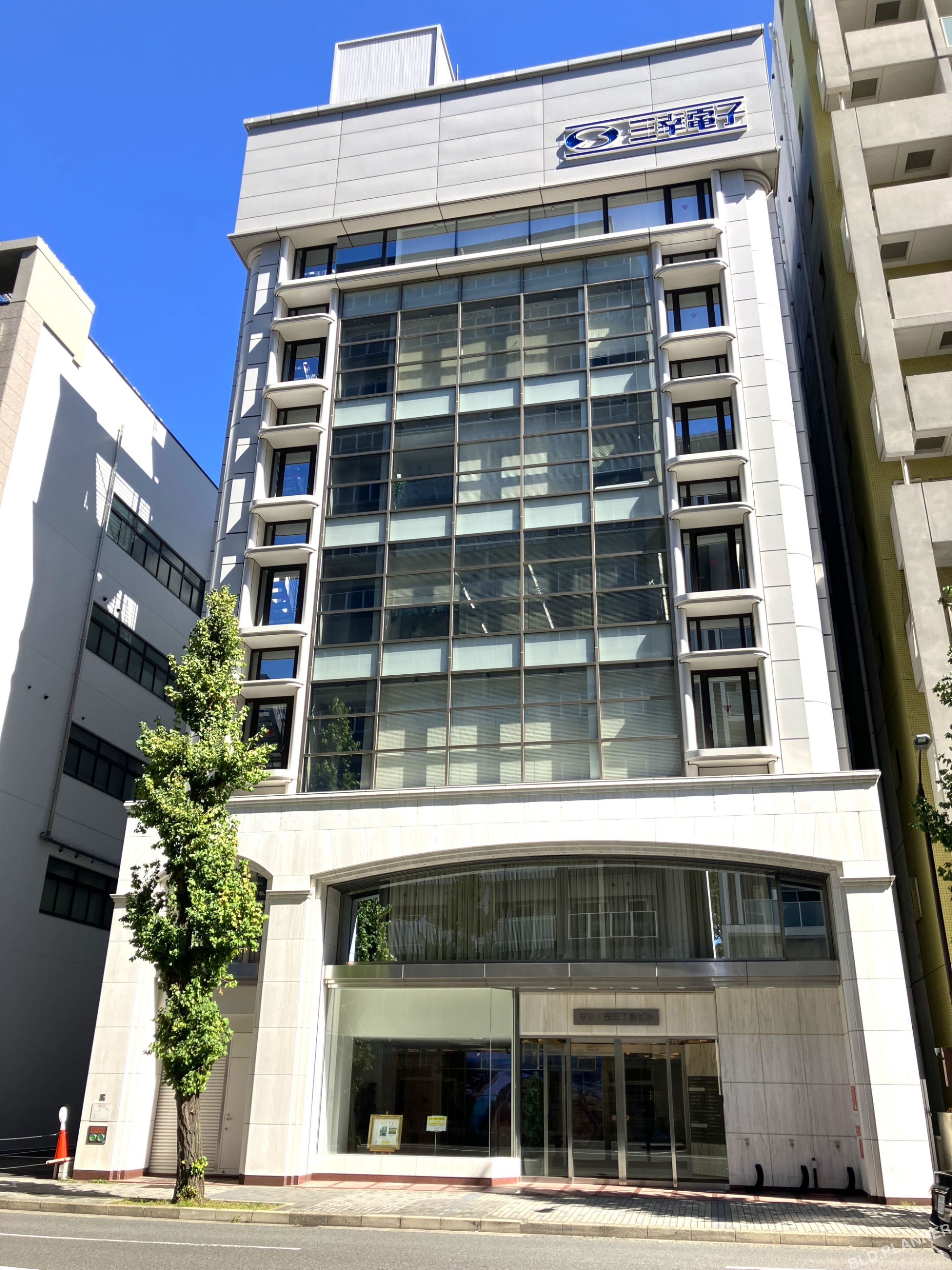 サン・栄三丁目(旧ミヤキチ)