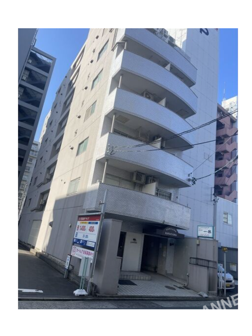 フォンティーヌ金山七弐九