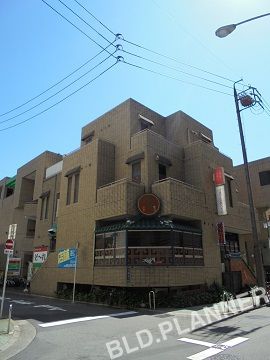 愛信プラザビル（旧リオプラザ）