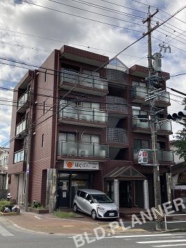 ベルメゾン極楽ビル