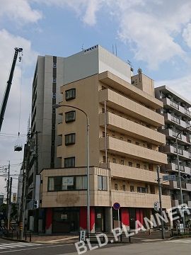 アーバンスクエア